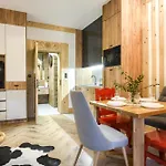 Zbyszko Apartament Brązowy